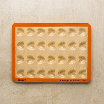 Silpat #1 Non-Stick Mold, Handcrafted in France Since 1965, Trusted by Chefs, Certified Food Safe (28 Mini Hearts Mold)