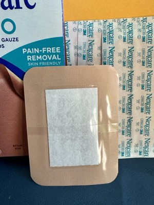 Nexcare™ Duo Adhesive Gauze Pads DSA34-4, 3 in x 4 in (76 mm x 101