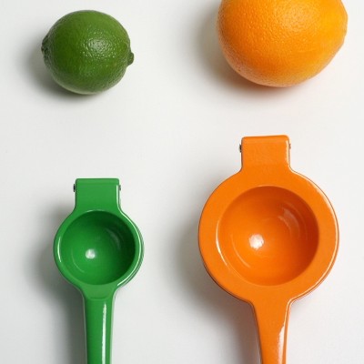 BergHOFF Green and Orange Cast Aluminum Citrus Squeezer Set