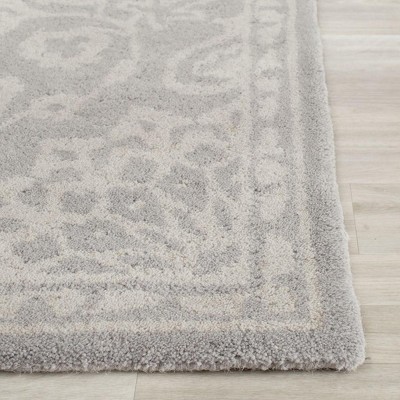 Bella 4' x 6' Gray and Silver Hand-Tufted Wool Area Rug
