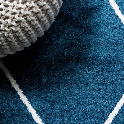 Navy and White Diamond Trellis Reversible Runner Rug