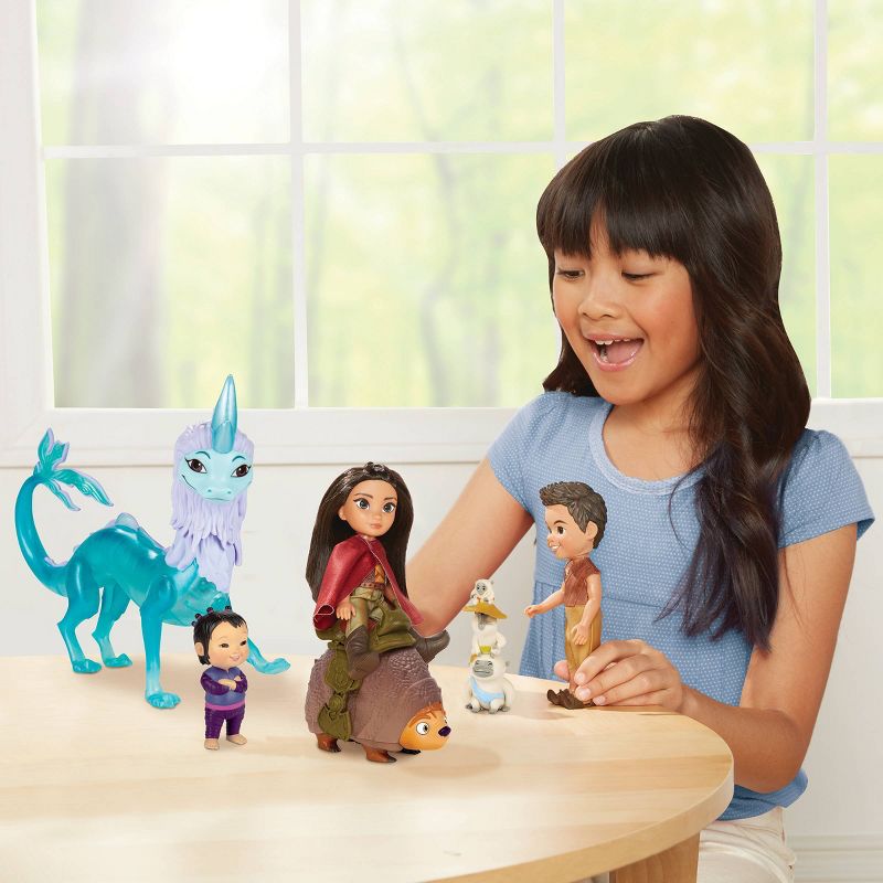 Disney Raya and the Last Dragon Character Doll Giftset, 3 of 5