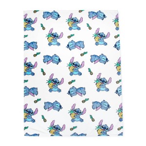 Lilo & Stitch 50"x70" Throw Blanket - 1 of 4