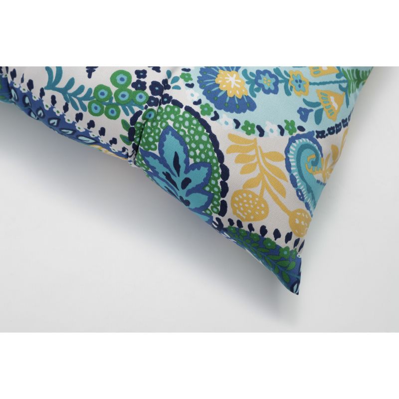 Outdoor/Indoor Tufted Seat Cushions Amalia Paisley Blue - Pillow Perfect, 4 of 7
