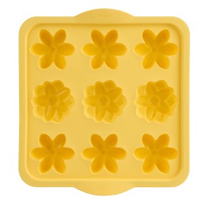 Trudeau 9 Cavity Silicone Flower Pan Yellow - 1 of 4