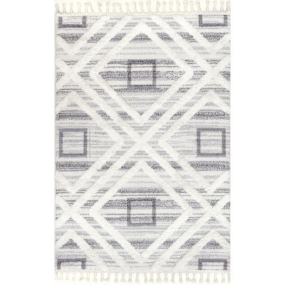 Nuloom Dae Geometric High/Low Tasseled Indoor Area Rug