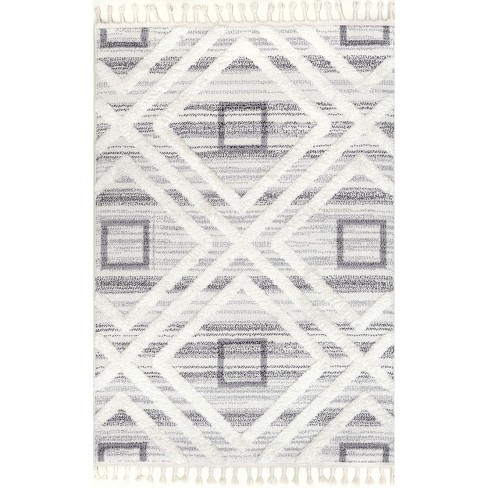 Nuloom Dae Geometric High/Low Tasseled Indoor Area Rug - image 1 of 4