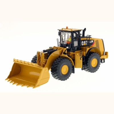 Caterpillar 980K Wheel Loader Rock Configuration with Operator "High Line Series" 1/50 Diecast Model by Diecast Masters