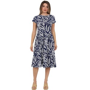 Womens Essential Abstract Print Short Sleeve Boat Neck Pleated