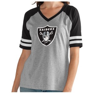 G-III Sports Womens Las Vegas Raiders Graphic T-Shirt - 1 of 2