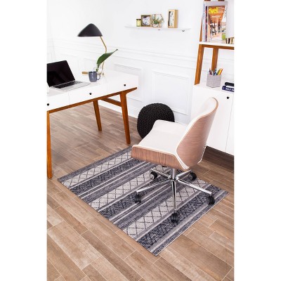 Alesund 40" x 54" Gray and Beige Polyester Chair Mat