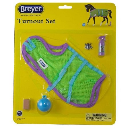 Breyer Animal Creations Breyer 1:9 Traditional Series Model Horse  Accessory: Turn Out Set