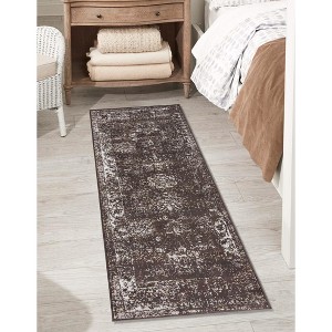 Unique Loom Sofia Casino Floral Indoor Woven Area Rug - 1 of 4