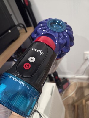 Dyson V10 Cordless Stick Vacuum 9.8