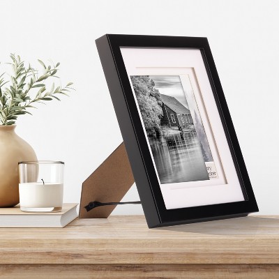 Classic 8x10 Black Wood Floating Frame with Glass