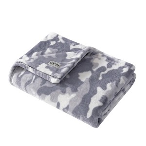 Kenneth Cole Reaction Blend Out Throw Blanket Ultra Soft Plush Fleece Grey 50" X 70" - 1 of 4