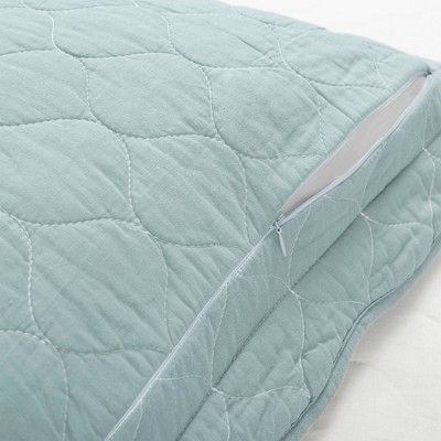 Full White and Blue Cotton Reversible Quilt Set