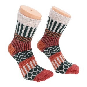 Unique Bargains Women's Retro Winter Warm Socks Assorted Color 5 Pair - 1 of 4