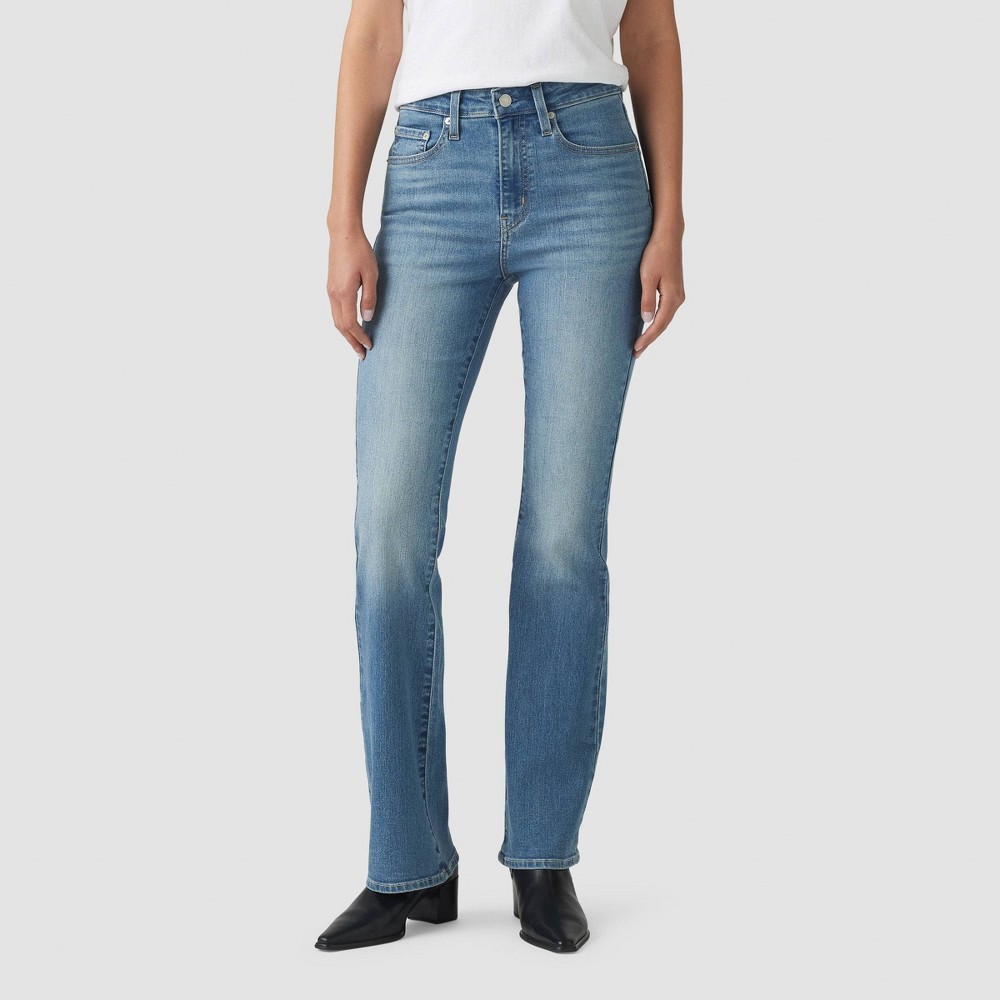 Levi's® Women's Pants 725 High-Rise Bootcut - Medium Wash 25