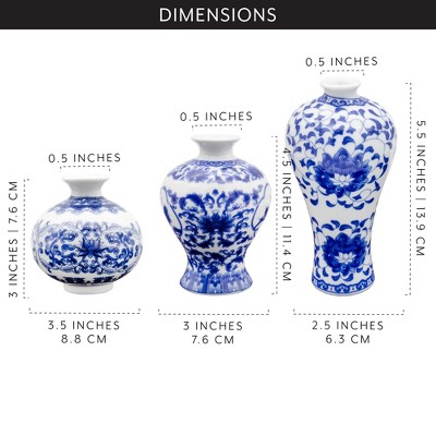 Blue and White Porcelain Chinoiserie Bud Vase Set