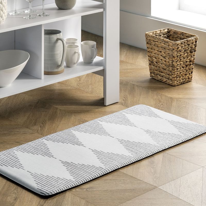 nuLOOM Diamond Stripes Anti Fatigue Kitchen or Laundry Room Comfort Mat, 2 of 9