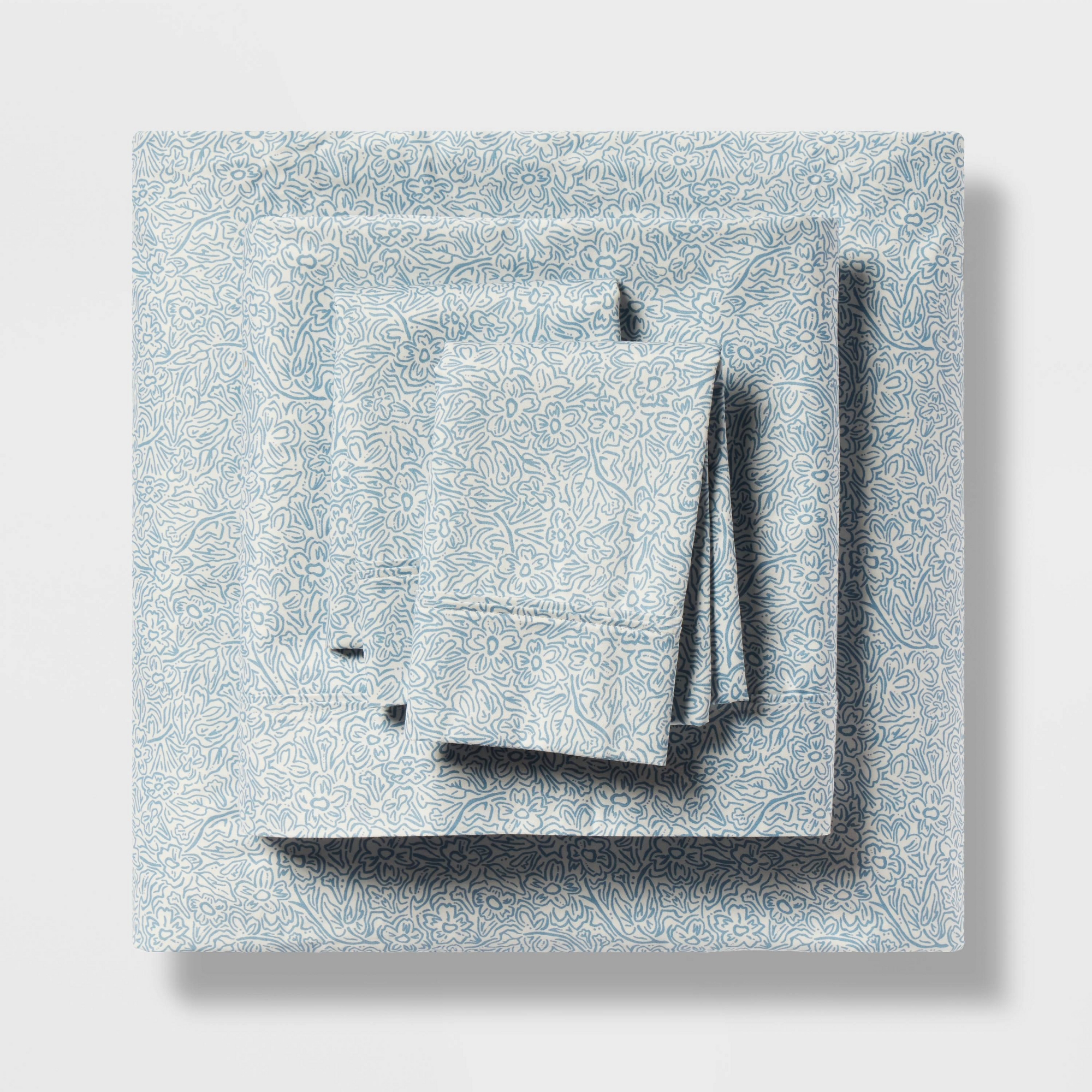 Queen Printed Performance 400 Thread Count Sheet Set Q Blue Floral - Threshold™