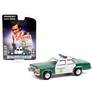 1983 Ford LTD Crown Victoria Green & White "Miami Police Dept" "Ace Ventura" (1994) Movie 1/64 Diecast Model Car by Greenlight - 1 of 3
