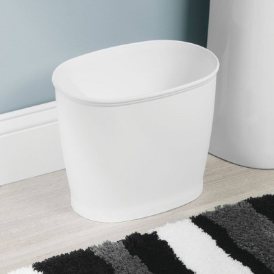 White Plastic Oval Bathroom Wastebasket