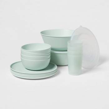 16pc Plastic Dishware Set Green - Room Essentials™