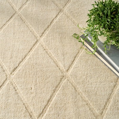 Ivory Geometric Handwoven Wool 5' x 7' Area Rug