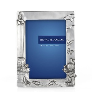 Royal Selangor Hand Finished Bunnies' Day Out Collection Pewter Trafalgar Square Photoframe 3R Gift - 1 of 4