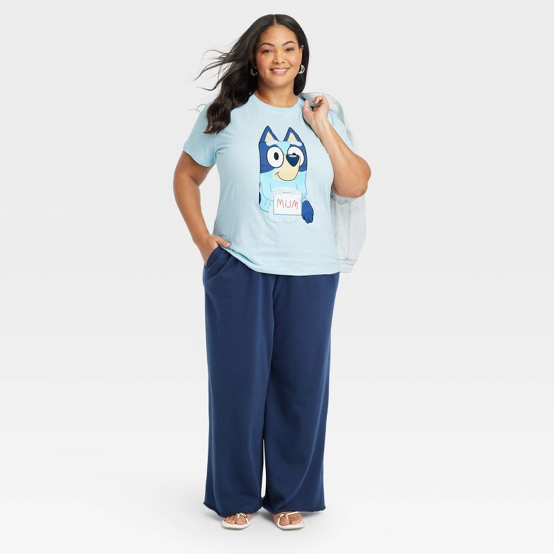 Women's Bluey Mum Short Sleeve Graphic Boyfriend T-Shirt - Light Blue, 3 of 4