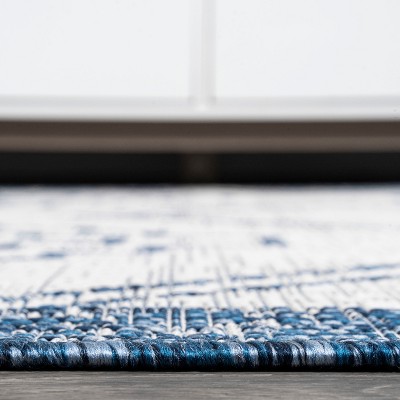 Ivory/Blue Synthetic Medallion Rectangular Easy-Care Rug