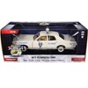 1977 Plymouth Fury Cream "NY City Police Department Auxiliary" "Hot Pursuit" Series 10 1/24 Diecast Model Car by Greenlight - 3 of 3