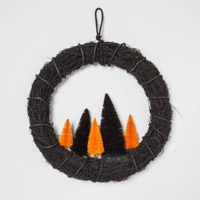 Bottlebrush Landscape Halloween Wreath - Hyde & EEK! Boutique™