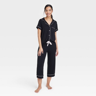 Women's Short Sleeve Notch Collar Top and Pants Pajama Set - Stars Above™ Black M