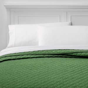 Twin/Twin XL Jersey Quilt Green - Room Essentials
