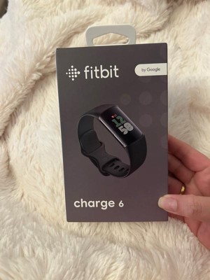 Fitbit Charge 6 Fitness Tracker with Heart Rate, GPS, Premium Membership,  Health Tools - Porcelain/Silver