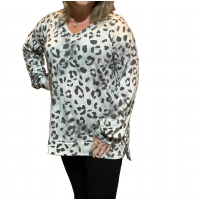 Women's Blow Wild Kisses Hi Lo V Neck Sweater - Sew In Love