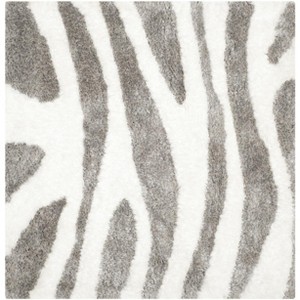 Barcelona Shag BSG321 Hand Tufted Indoor Rug - Safavieh - 1 of 4