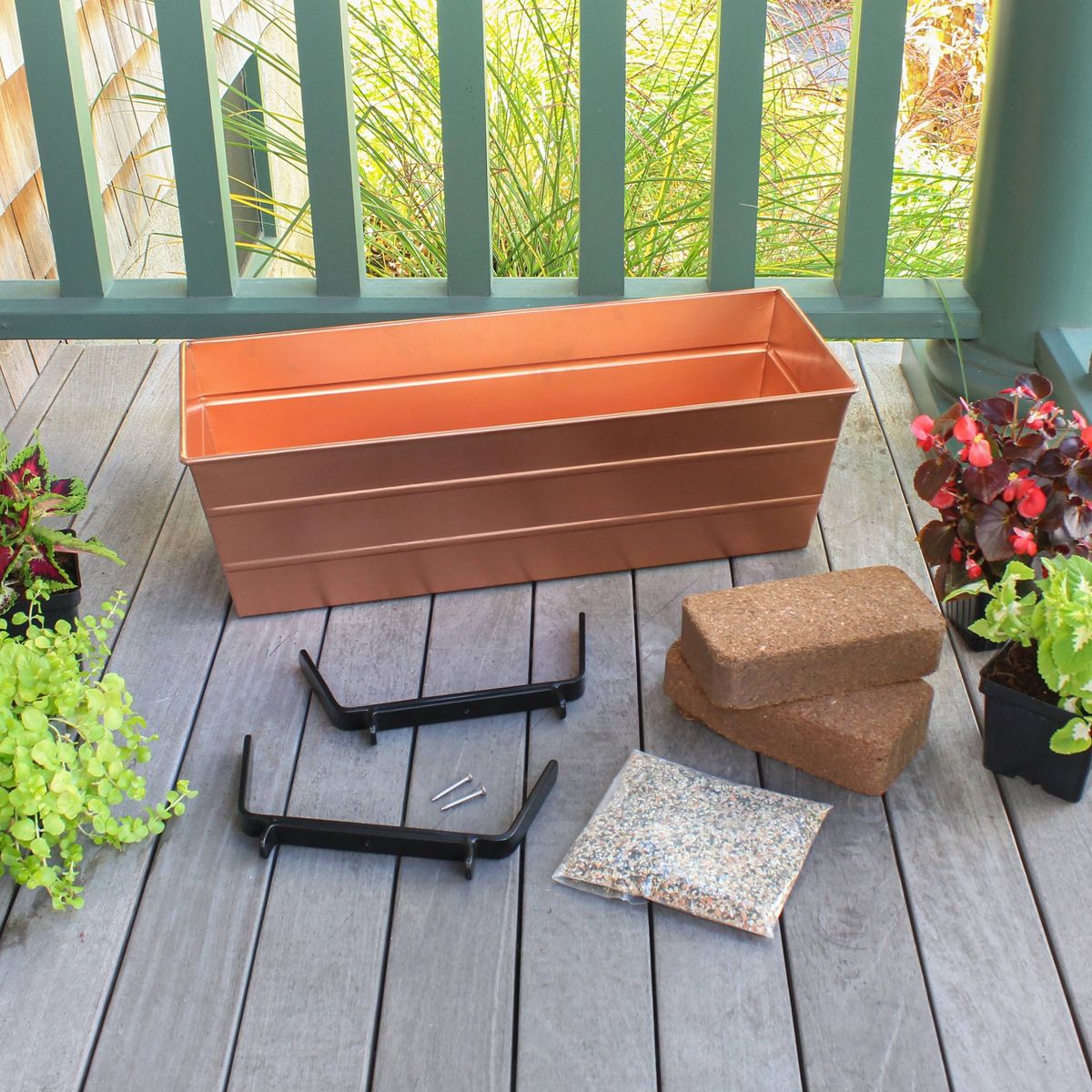 ACHLA Designs Medium Rectangular Galvanized Steel Outdoor Planter Box with Mounting Bracket - thumbnail 5
