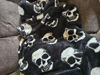 Kate Aurora Oversized Halloween Spooky Skeleton Skulls Plush Fleece Throw Accent Blanket 50 In. W X 70 In. L Target