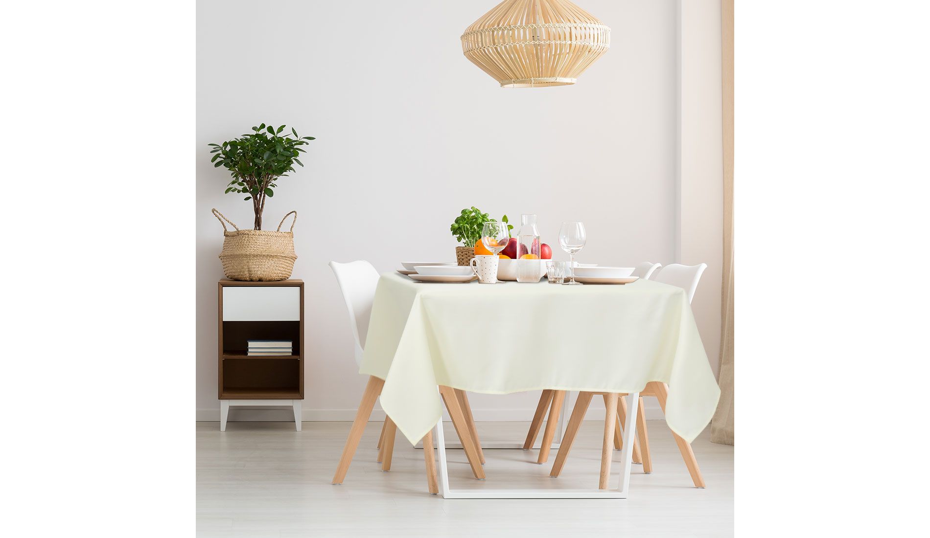 PiccoCasa Square Wedding Picnic Wrinkle Dining Table Cover 1Pc