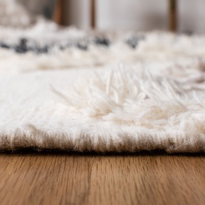 Kenya Collection Handwoven Wool Rug in Grey and Black 3' x 5'