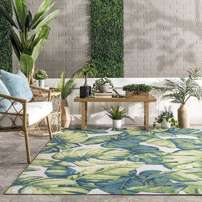 9' x 12' Multicolor Floral Synthetic Indoor/Outdoor Area Rug