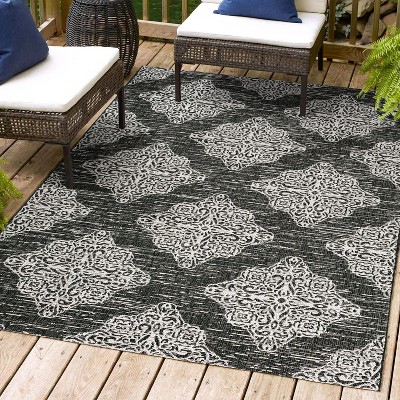 Black and Ivory Medallion Synthetic 8' x 10' Indoor/Outdoor Rug