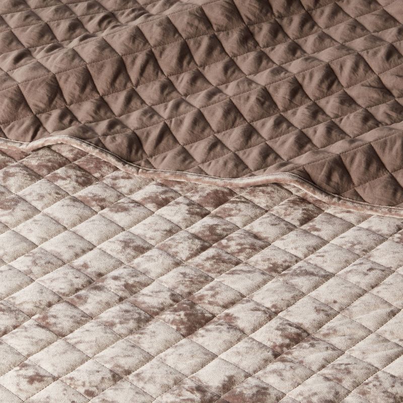 Luxe Diamond Stitch Velvet Quilt - Threshold™, 4 of 10