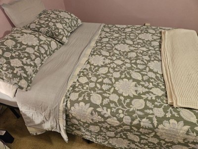 Levtex Home Evelyn Jacobean Floral Quilt Set - Rayon