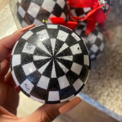 Nordic simple modern black-and-white checkered resin ornaments