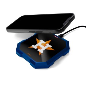 MLB Houston Astros Wireless Charging Pad: Micro USB Connection, 10W Output - 1 of 3